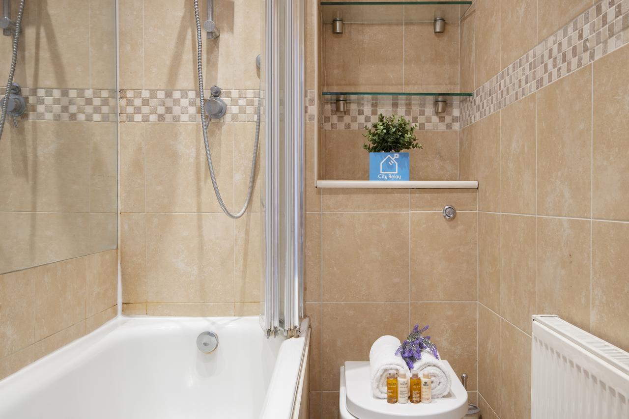 Bright Gratton Road Apartment Londýn Exteriér fotografie
